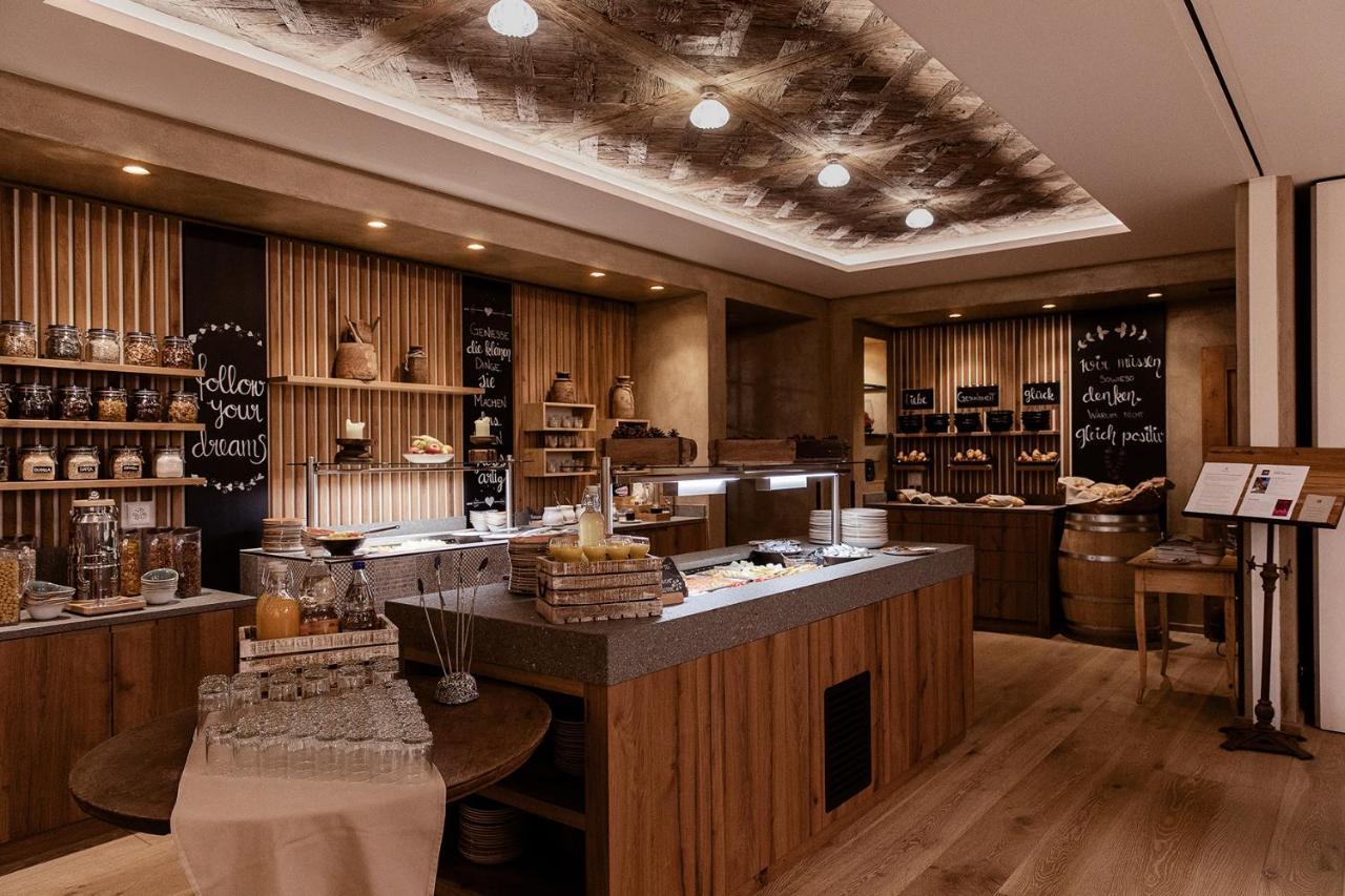 阿罗萨阿尔卑斯酒店 外观 照片